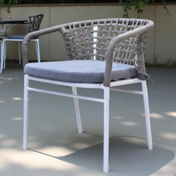 Jilphar Furniture Modern Woven Rope Outdoor Rattan Chair with Cushion JP1544